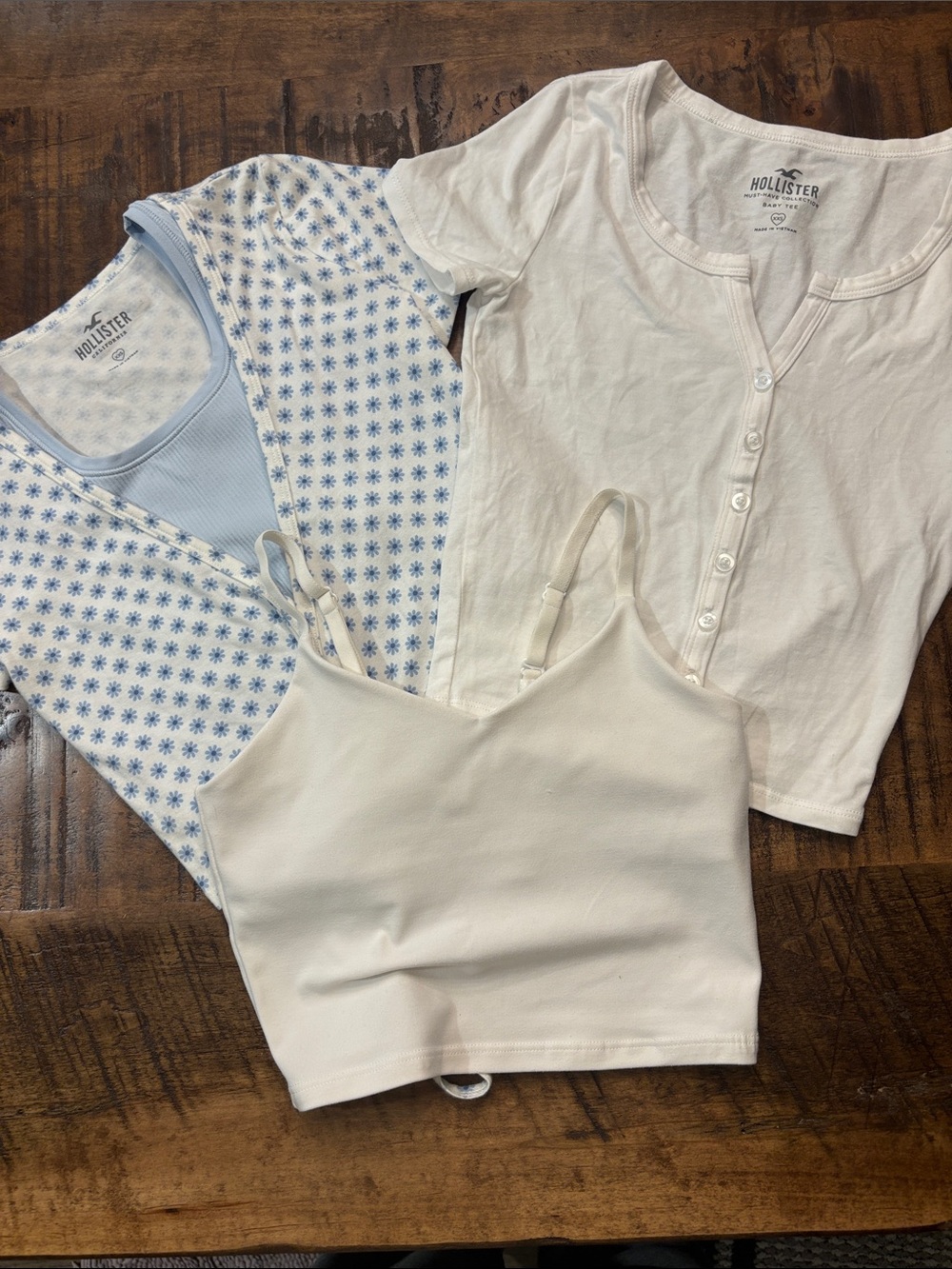 Miscellaneous bundle of girls/juniors tops Hollister & Athleta Girl